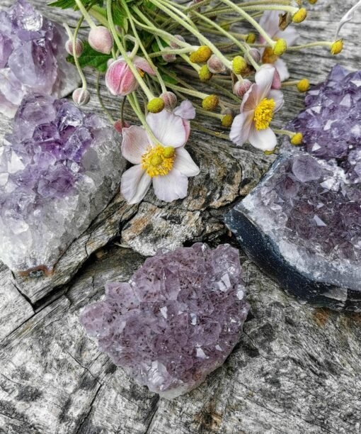 Alternative view of Ametisto drūza - smilkalinė