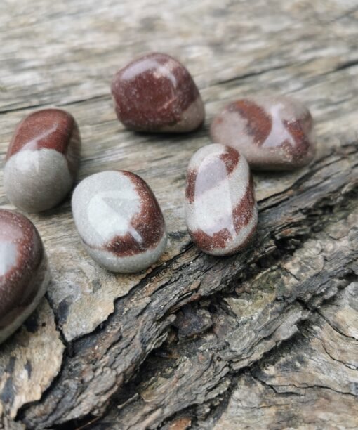 Alternative view of Natūralus Šiva Lingamas